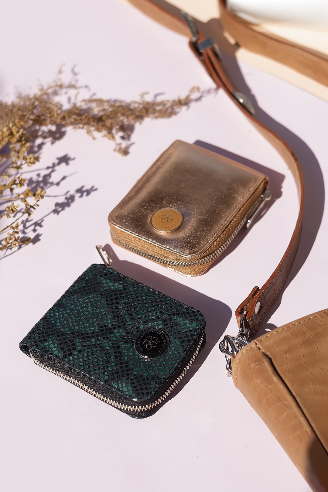Cosmo Wallet by Florecer Leather Goods